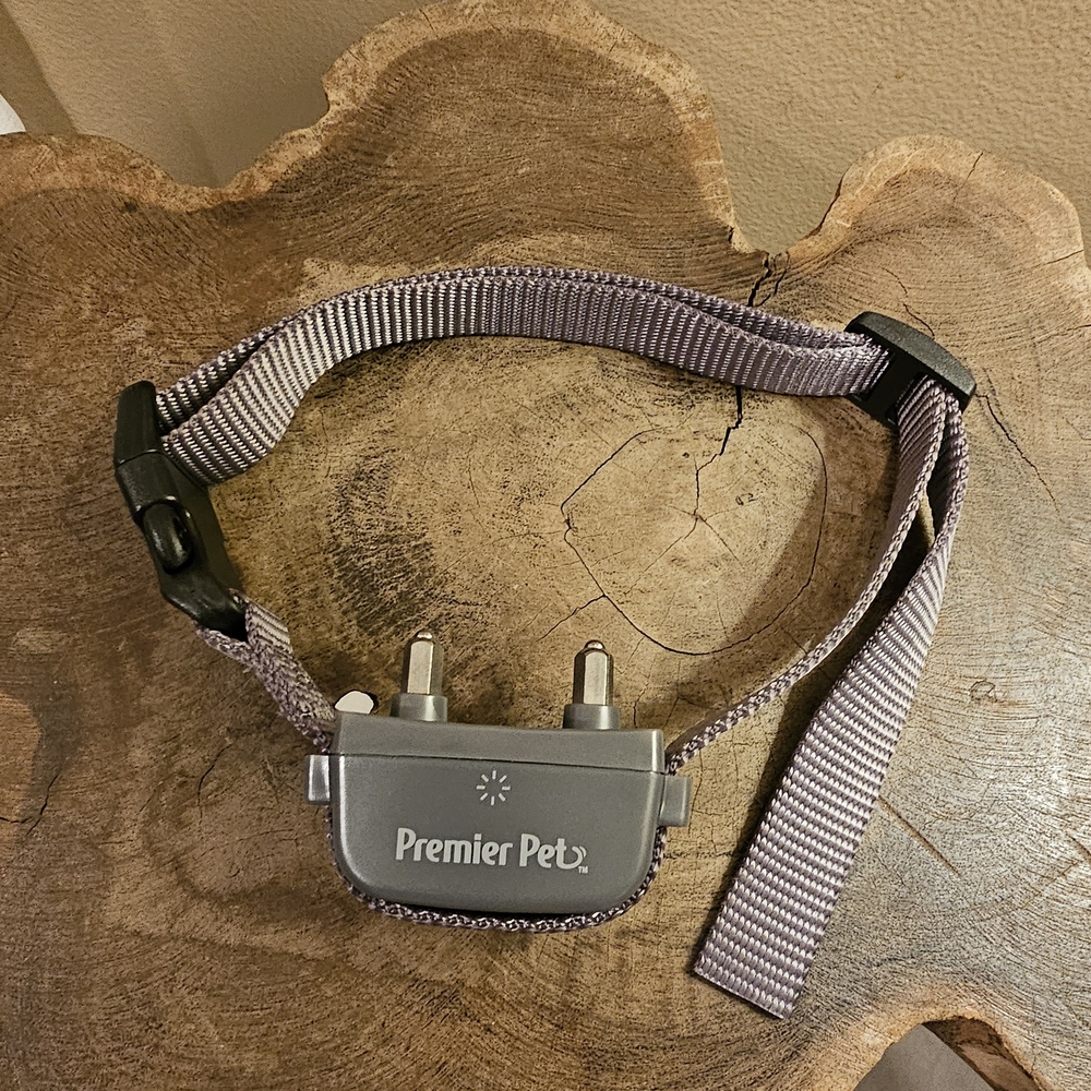 Premier Rechargeable Bark Collar - Gray - Picture 12 of 17